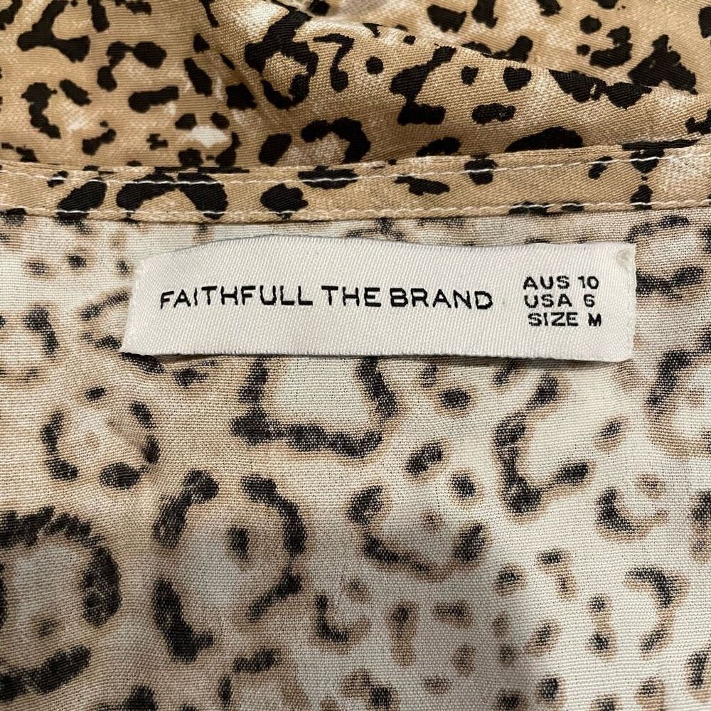 Faithfull The Brand
Bisset Leopard Print Wrap Top Blouse Size 6 - Picture 9 of 9